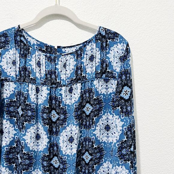[LOFT] Blue Paisley Medallion Pintucked Long Sleeve Tie Cuff Blouse Sz Medium M - Picture 9 of 12